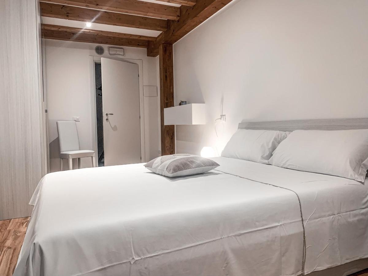 B&B Ma'Delina Settimo Milanese Exteriör bild