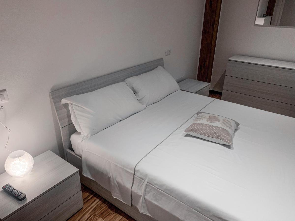 B&B Ma'Delina Settimo Milanese Exteriör bild