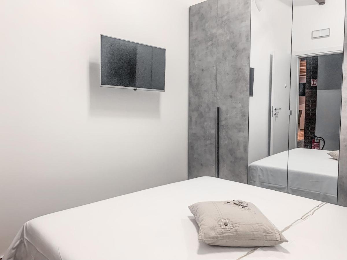 B&B Ma'Delina Settimo Milanese Exteriör bild