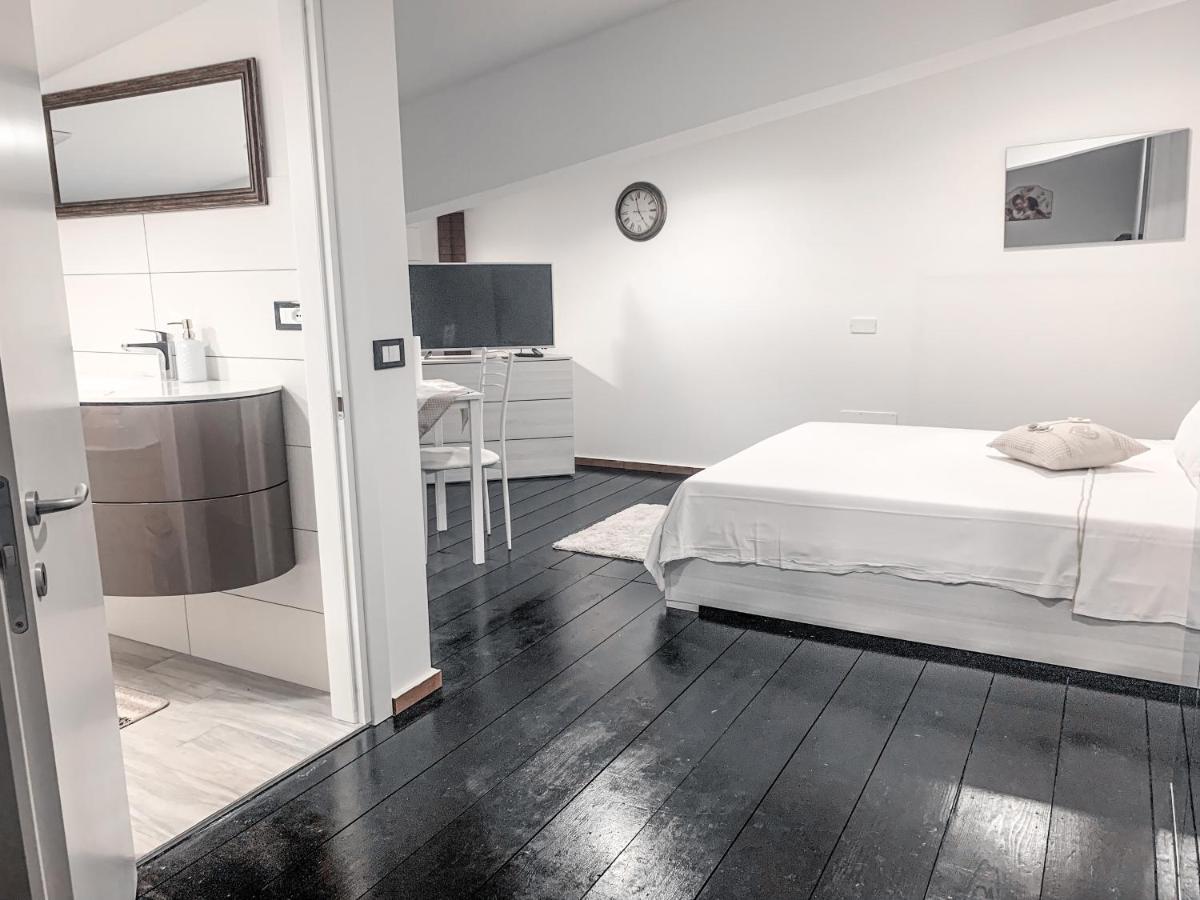 B&B Ma'Delina Settimo Milanese Exteriör bild