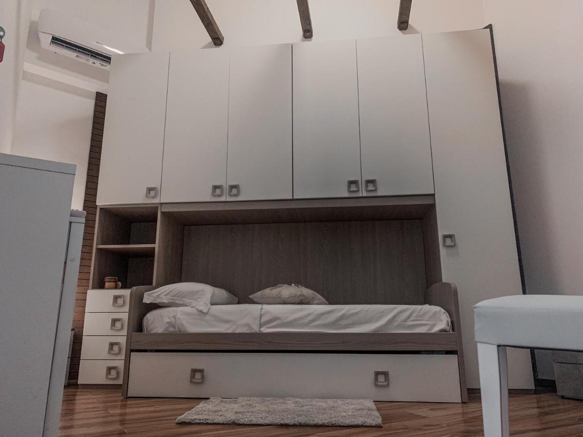 B&B Ma'Delina Settimo Milanese Exteriör bild